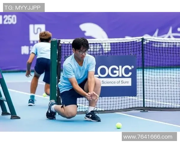 广州网球队耐力训练革新引发热议提升竞技水平与团队合作能力 广州网球队耐力训练革新引发热议提升竞技水平与团队合作能力