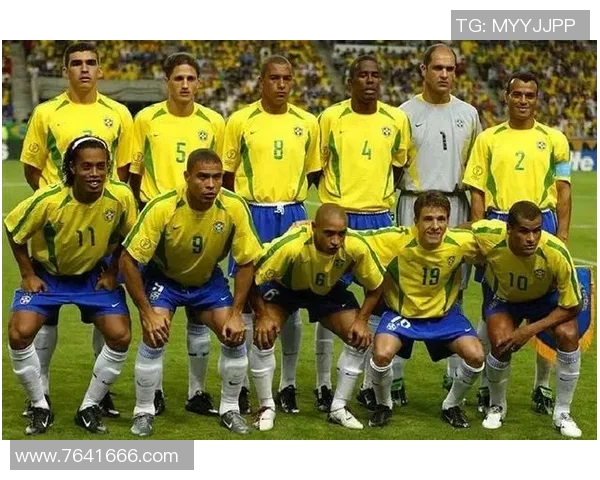 重庆足球队在世界杯积分榜上以87分稳居第一名展现强劲实力